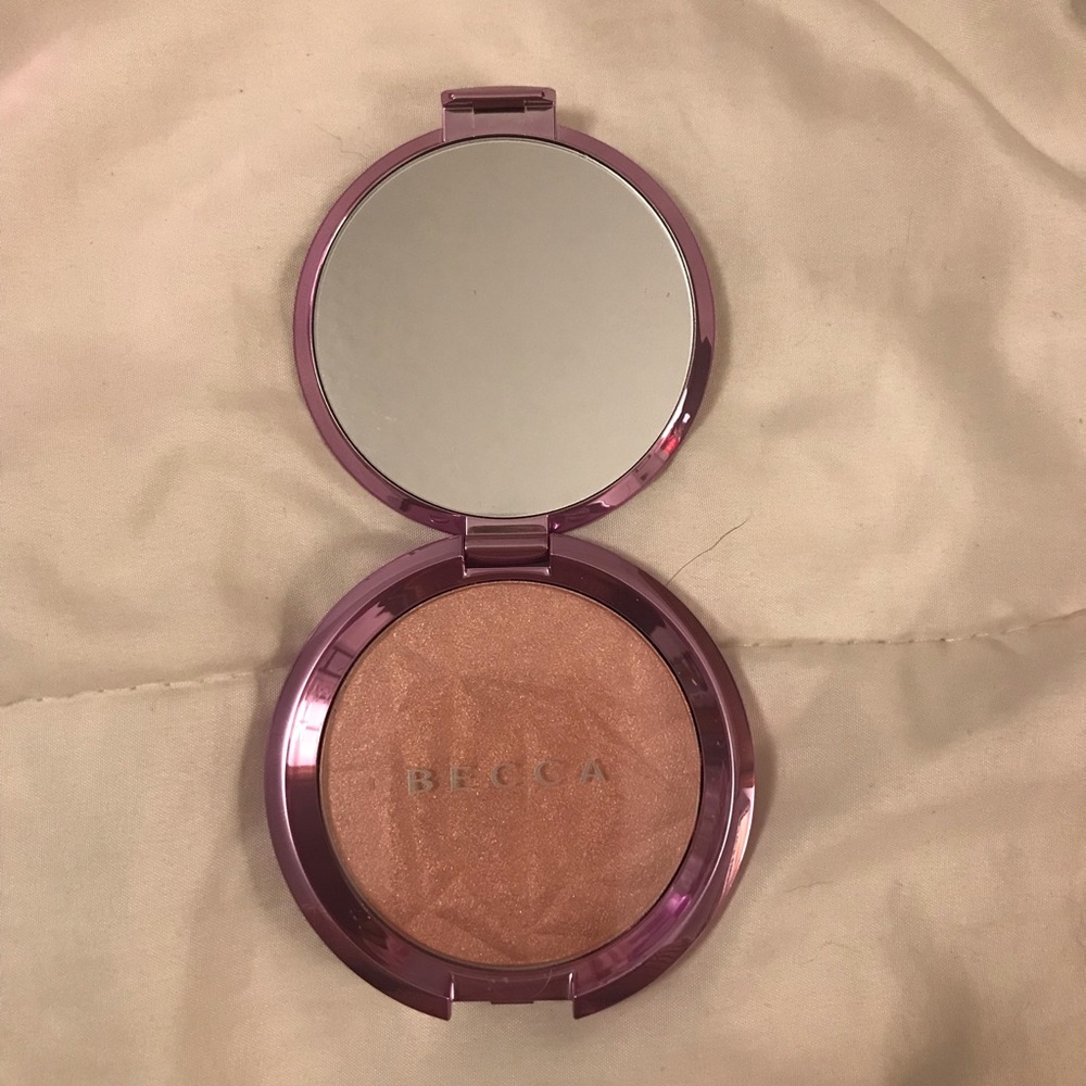 Becca Lilac Geode Highlight